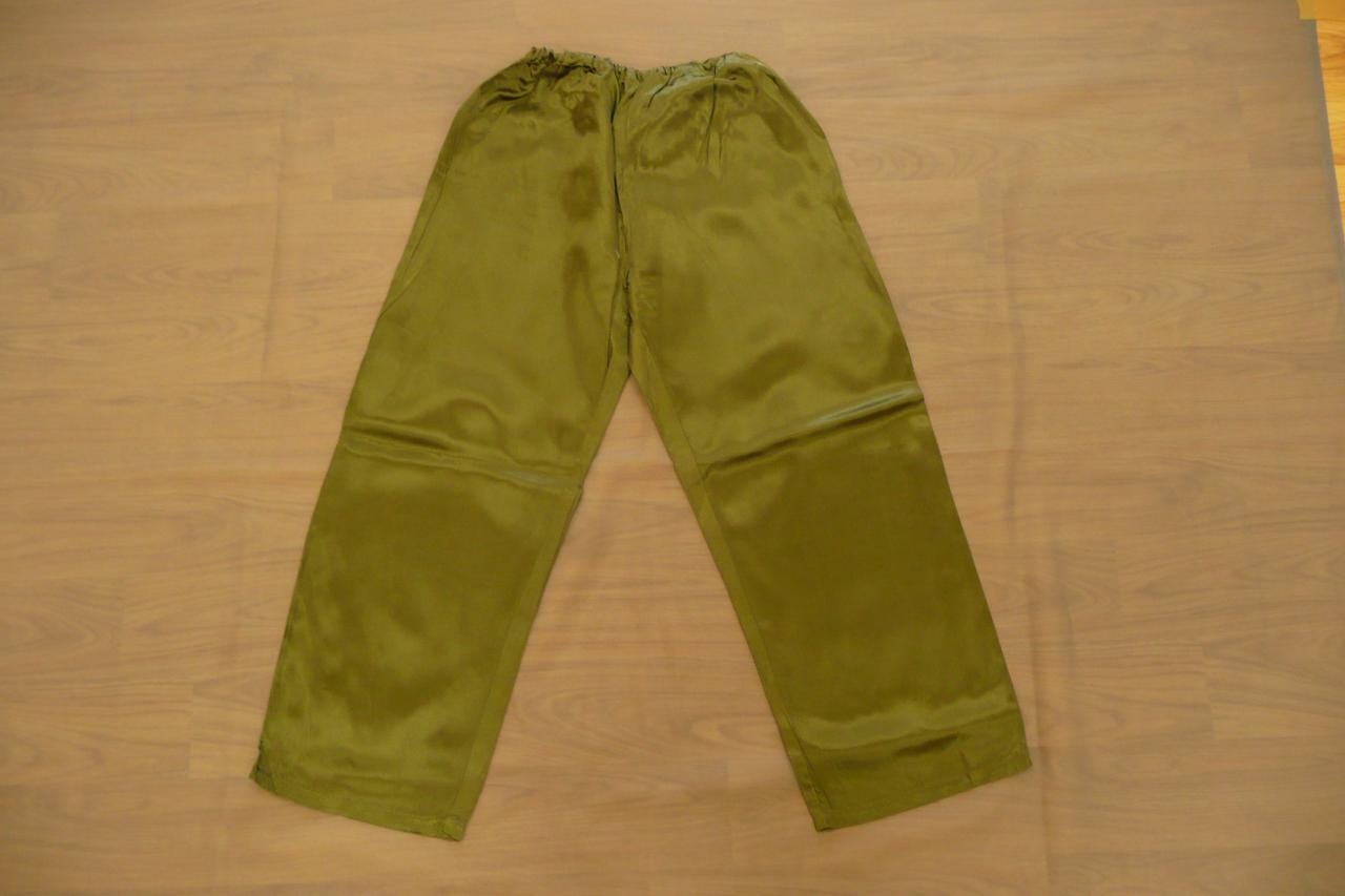 Pantalons kakis effet satin (x13) - 10/12 ans